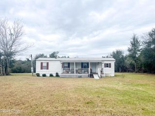 519 Mcpherson Drive, Alford, FL 32420