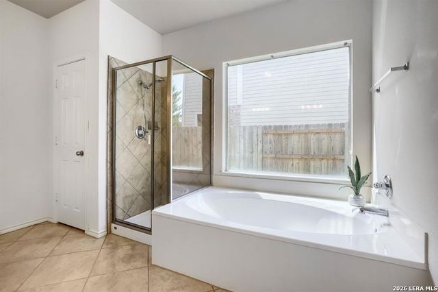 2985 Prairie Blf, Seguin, TX 78155