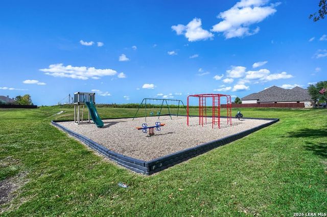 2985 Prairie Blf, Seguin, TX 78155
