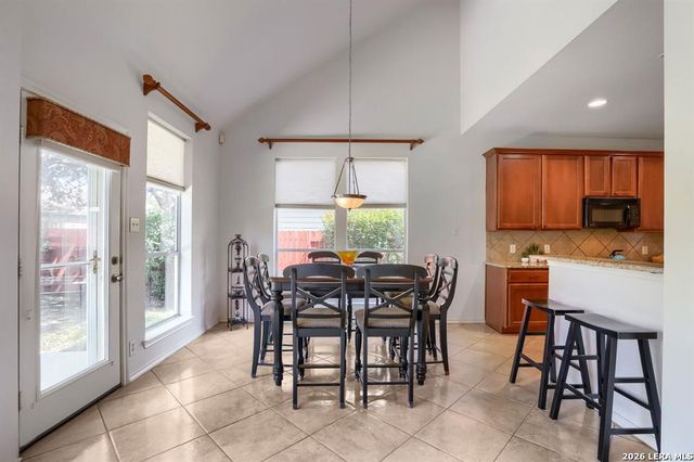 2985 Prairie Blf, Seguin, TX 78155