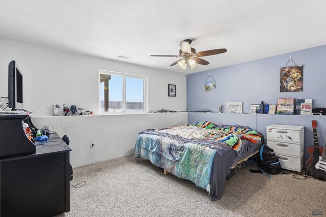 14799 SUNLIGHT DR, Rapid City, SD 57703