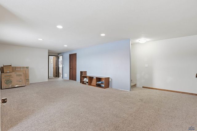 14799 SUNLIGHT DR, Rapid City, SD 57703