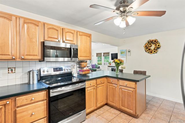 139 Pine Island Turnpike, Warwick, NY 10990