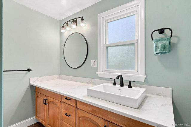 139 Pine Island Turnpike, Warwick, NY 10990