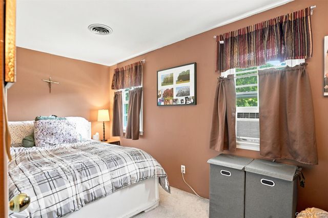 139 Pine Island Turnpike, Warwick, NY 10990