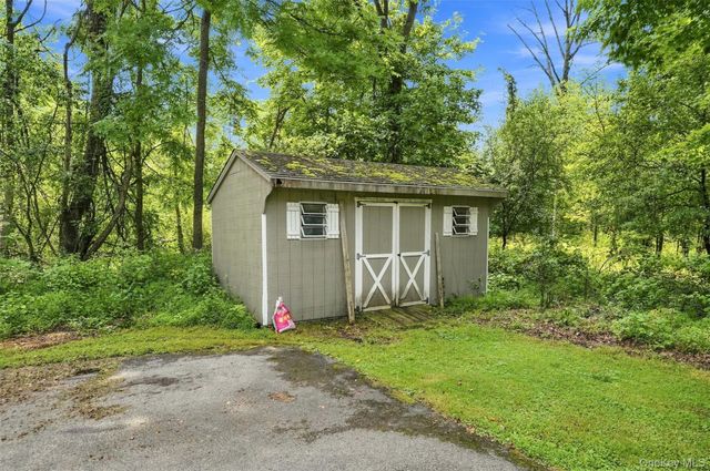 139 Pine Island Turnpike, Warwick, NY 10990