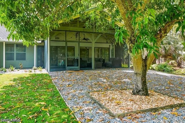 5991 Golden Oaks LN, Naples, FL 34119
