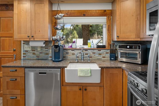 132 4th Street, Roslyn, WA 98941