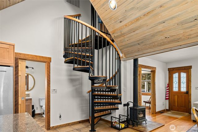132 4th Street, Roslyn, WA 98941