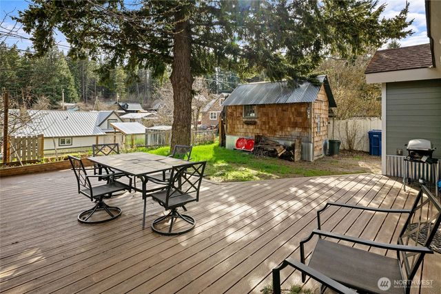 132 4th Street, Roslyn, WA 98941