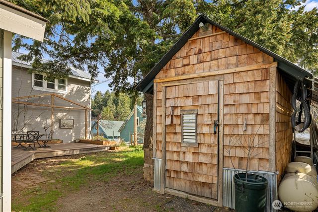 132 4th Street, Roslyn, WA 98941