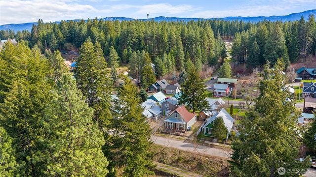 132 4th Street, Roslyn, WA 98941