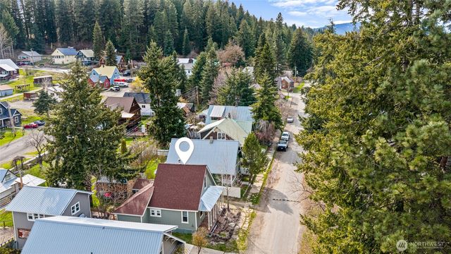 132 4th Street, Roslyn, WA 98941