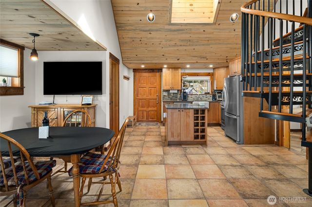 132 4th Street, Roslyn, WA 98941