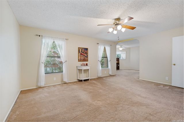 16659 Fallen Tree Dr, San Antonio, TX 78247