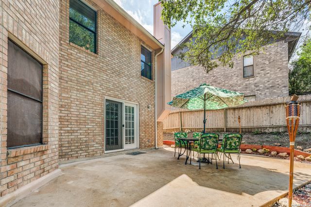 16659 Fallen Tree Dr, San Antonio, TX 78247