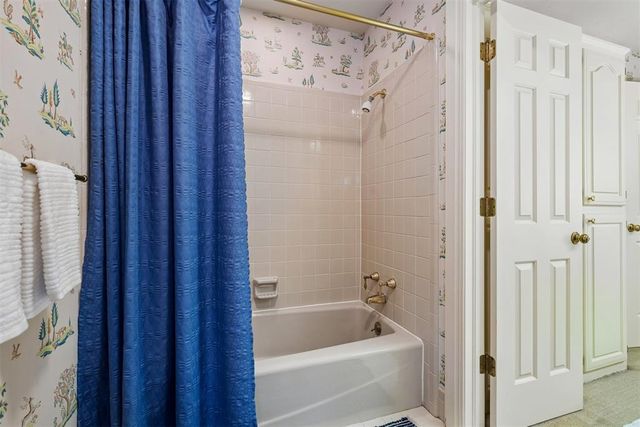 3200 Prairie Rose Road, Oklahoma City, OK 73120