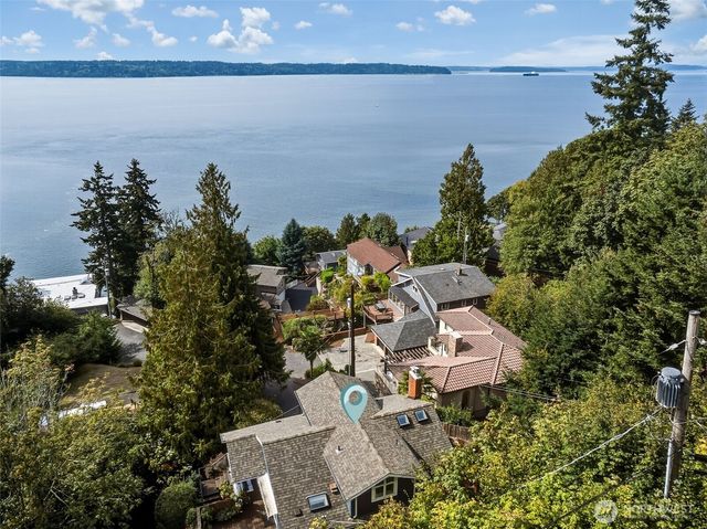 2704 SW 152nd Place, Burien, WA 98166