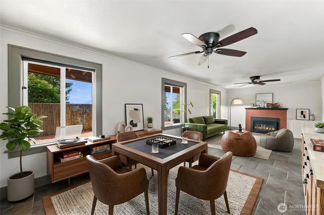 2704 SW 152nd Place, Burien, WA 98166