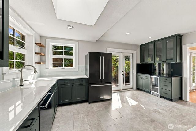 2704 SW 152nd Place, Burien, WA 98166