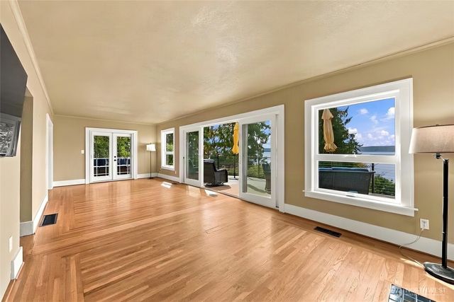 2704 SW 152nd Place, Burien, WA 98166