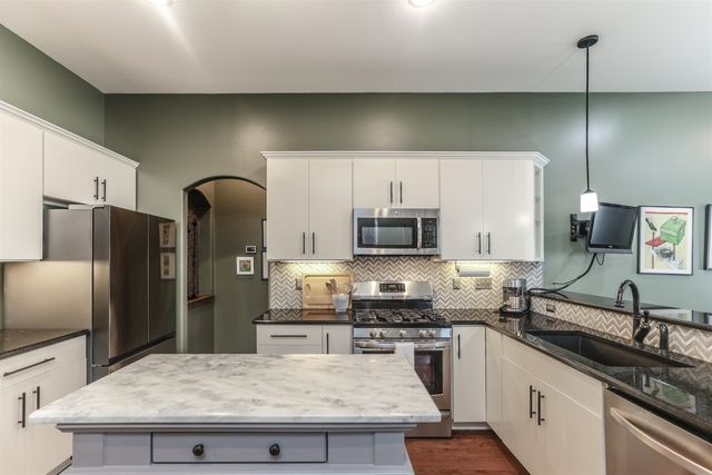 12638 E Zimmerly Ct, Wichita, KS 67207