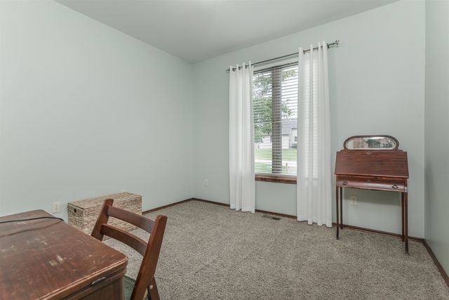 12638 E Zimmerly Ct, Wichita, KS 67207