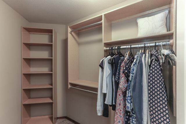 12638 E Zimmerly Ct, Wichita, KS 67207