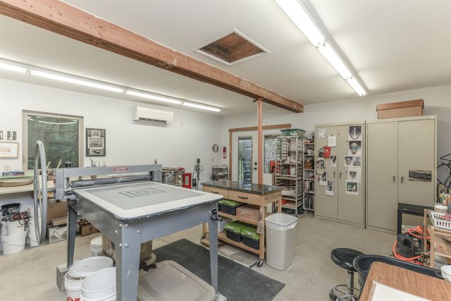 12638 E Zimmerly Ct, Wichita, KS 67207