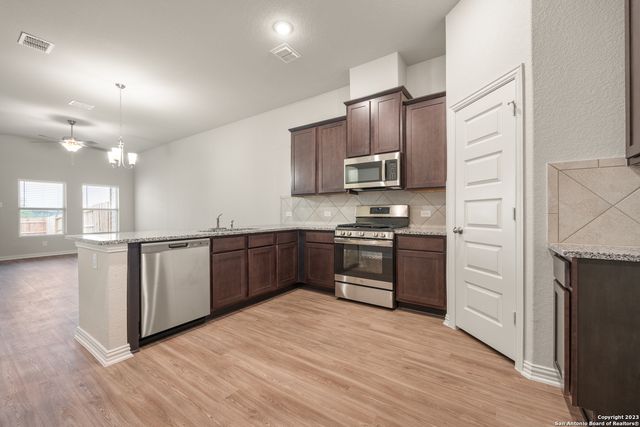 5506 Cibolo Pass Unit 1, Converse, TX 78109