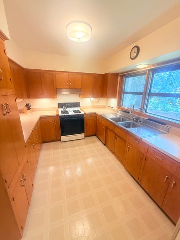 1807 Birch Lake Avenue, White Bear Lake, MN 55110
