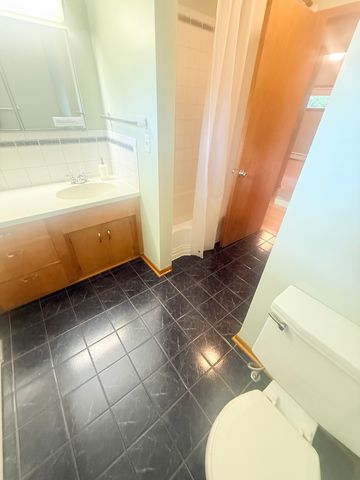 1807 Birch Lake Avenue, White Bear Lake, MN 55110