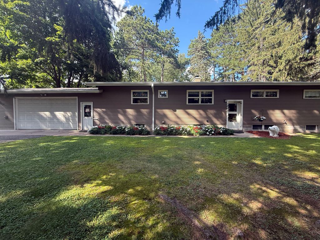 1807 Birch Lake Avenue, White Bear Lake, MN 55110 — exterior
