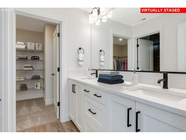2439 N Villa Rd, Newberg, OR 97132