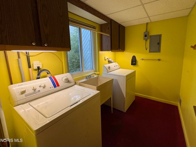 2549 Goddard Road, Toledo, OH 43606