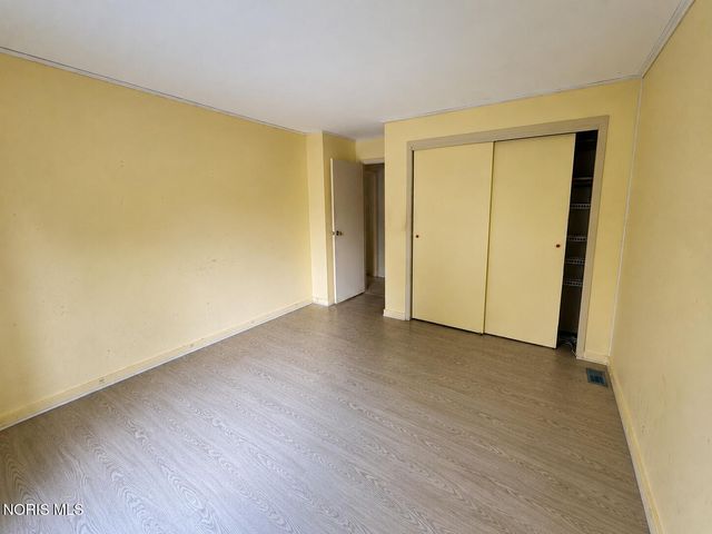 2549 Goddard Road, Toledo, OH 43606