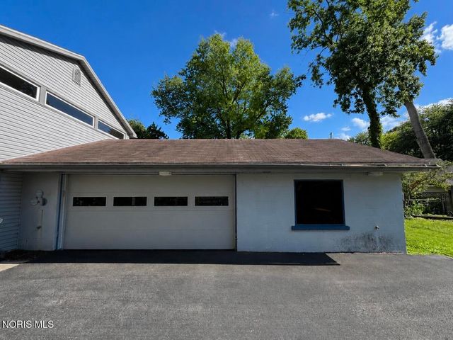 2549 Goddard Road, Toledo, OH 43606