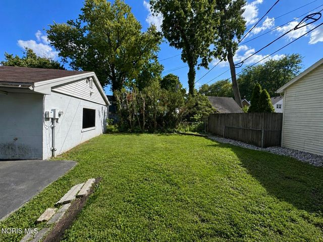 2549 Goddard Road, Toledo, OH 43606