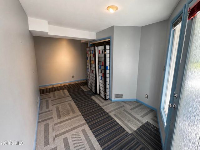 2549 Goddard Road, Toledo, OH 43606
