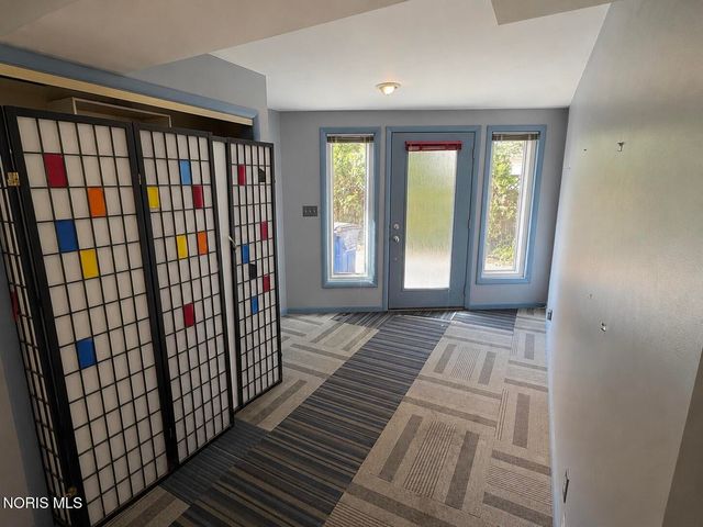 2549 Goddard Road, Toledo, OH 43606