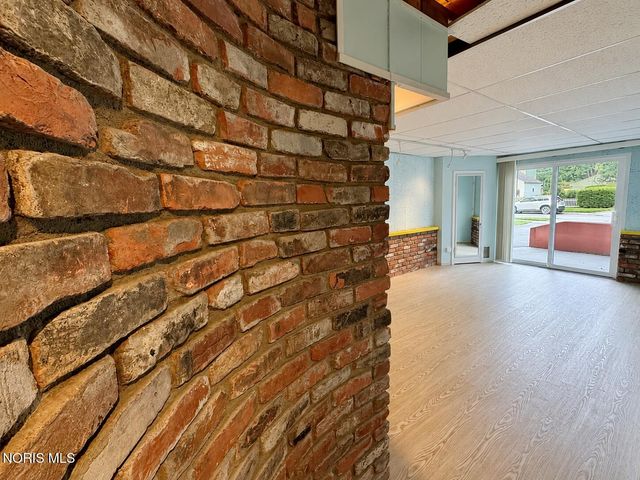 2549 Goddard Road, Toledo, OH 43606
