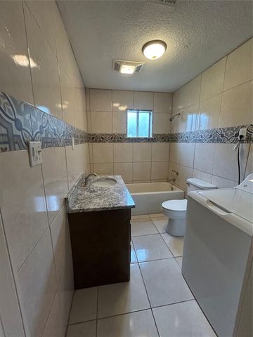 5811 E S F Austin Road, Jones Creek, TX 77541