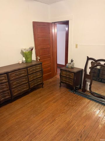 3208 S Monroe Street, Fort Wayne, IN 46806