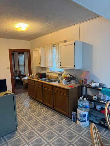 3208 S Monroe Street, Fort Wayne, IN 46806