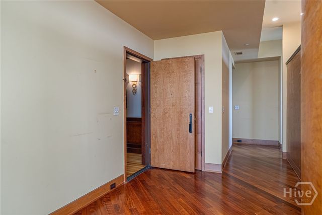 300 Bull Street 601, Savannah, GA 31401