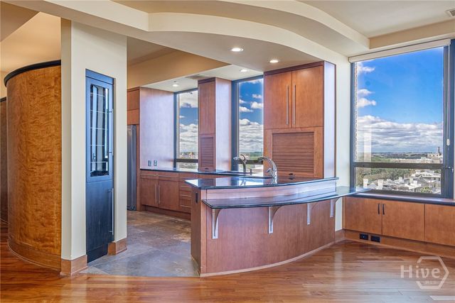 300 Bull Street 601, Savannah, GA 31401