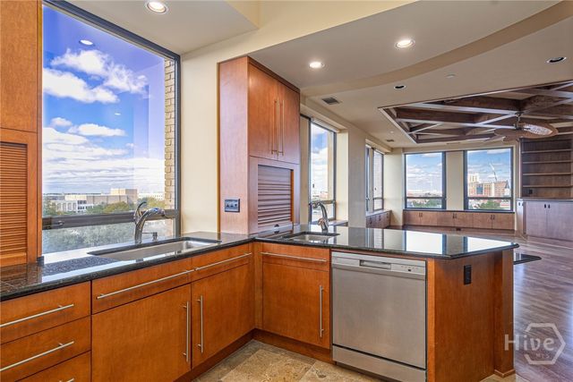 300 Bull Street 601, Savannah, GA 31401