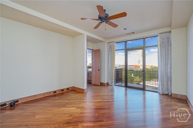 300 Bull Street 601, Savannah, GA 31401