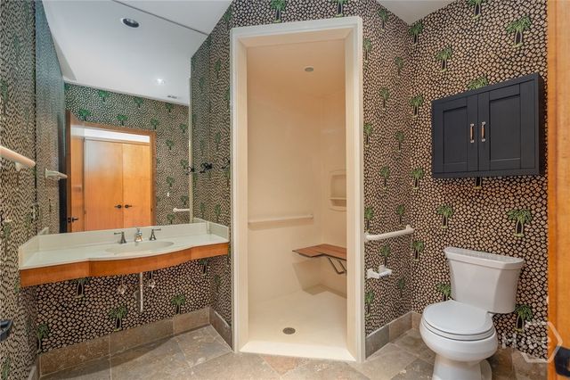 300 Bull Street 601, Savannah, GA 31401