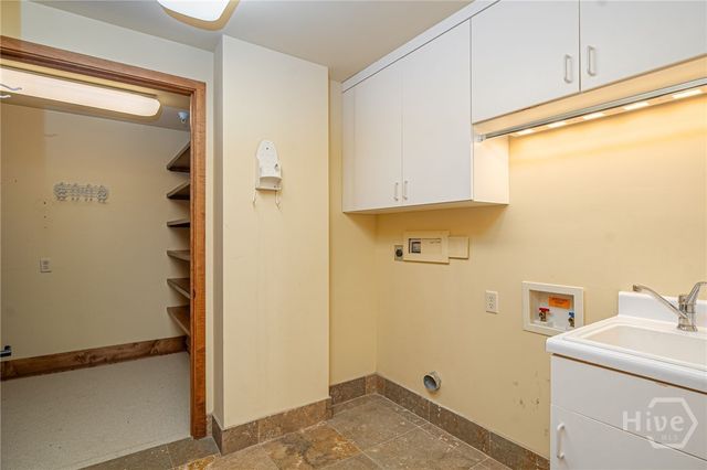 300 Bull Street 601, Savannah, GA 31401